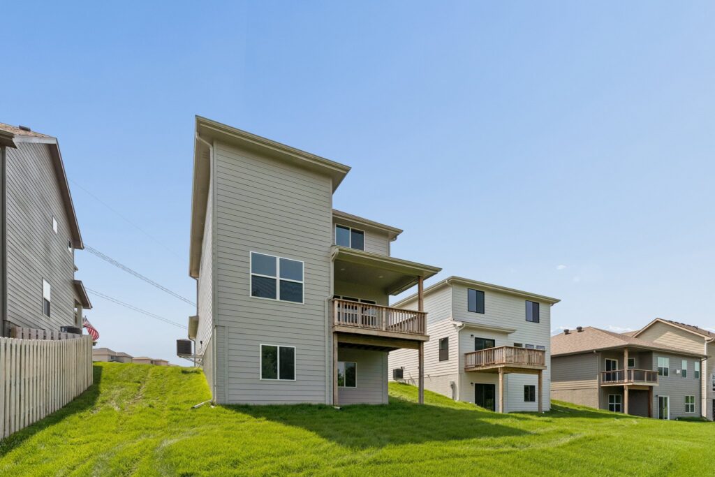 4-web-or-mls-11260 Portage Dr_004