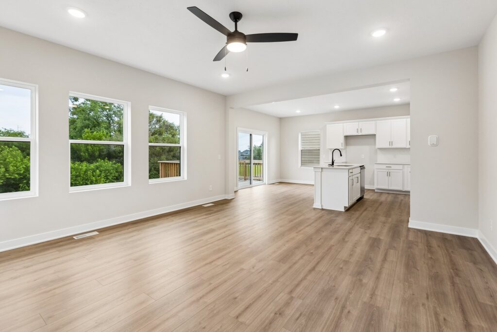 4-web-or-mls-11302 Portage Dr_004