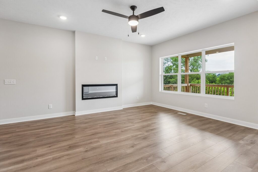 4-web-or-mls-9533 - 11260 Portage Dr_007