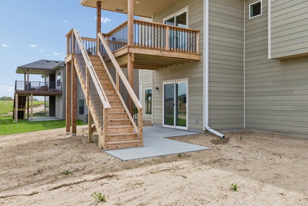 46-web-or-mls-6125 S 215th St_046