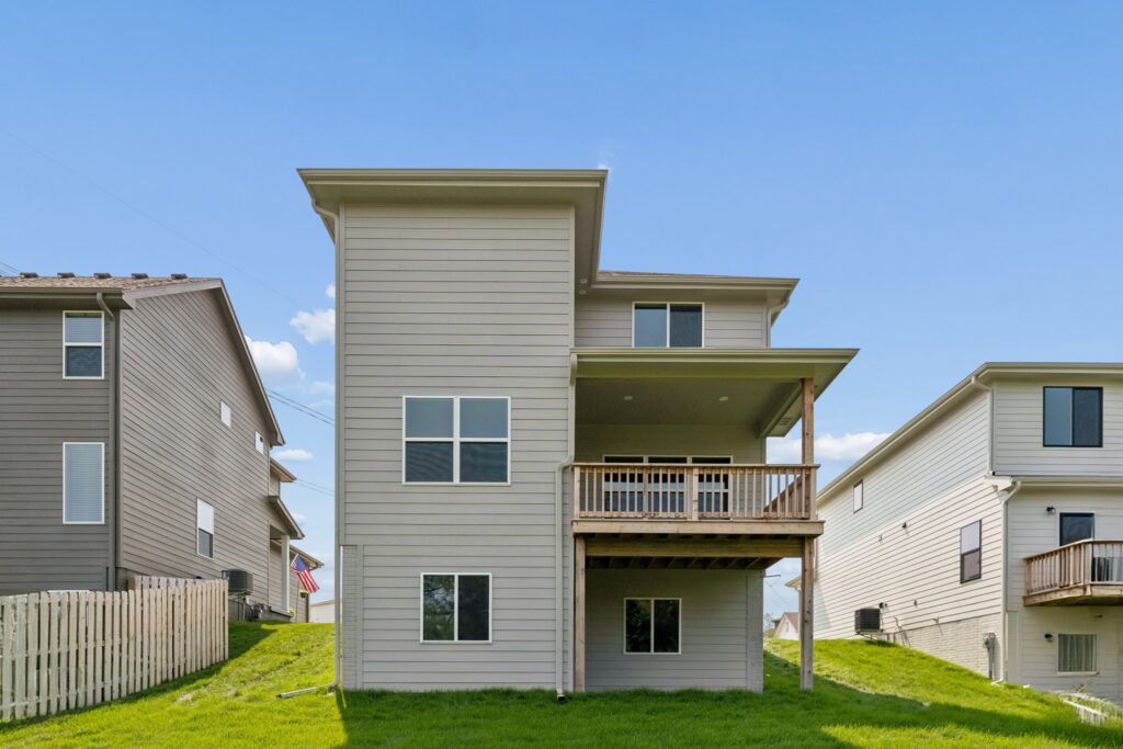 5-web-or-mls-11260 Portage Dr_005