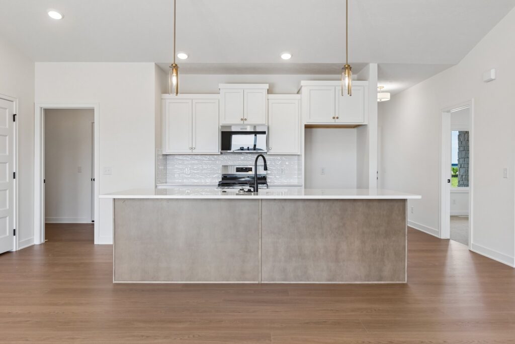 6-web-or-mls-21439 Y St_006