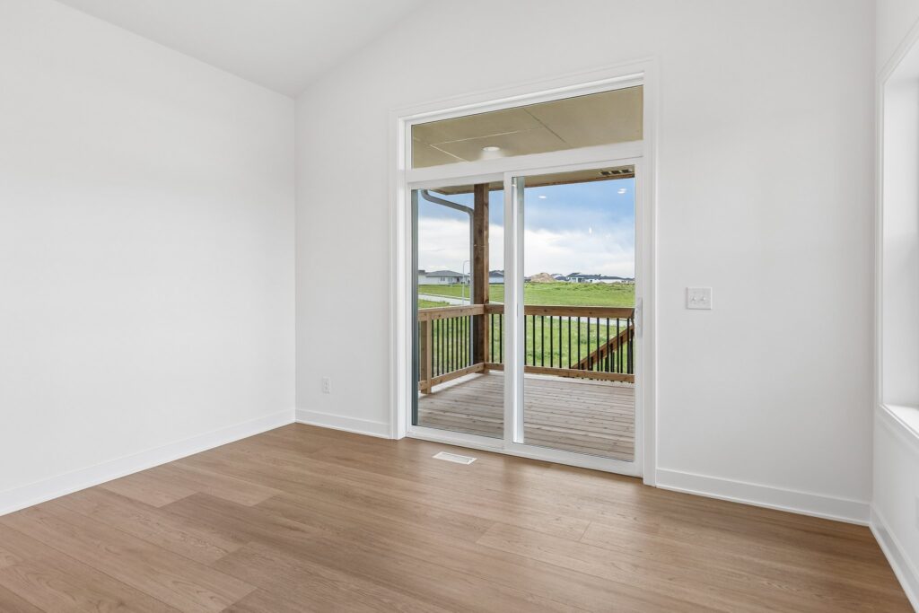 9-web-or-mls-9061 - 20909 Nebraska Ave_009