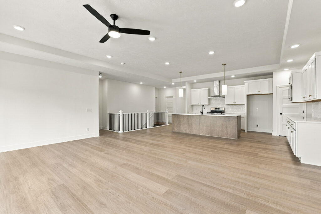 10-print-11010 N 161st St-10