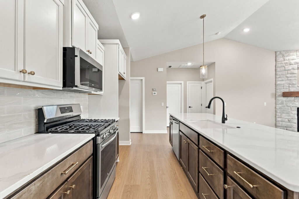 13-web-or-mls-16013 Isabella St-13