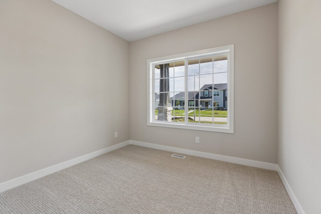 17-web-or-mls-9882 - 11406 N 161st Ave_012