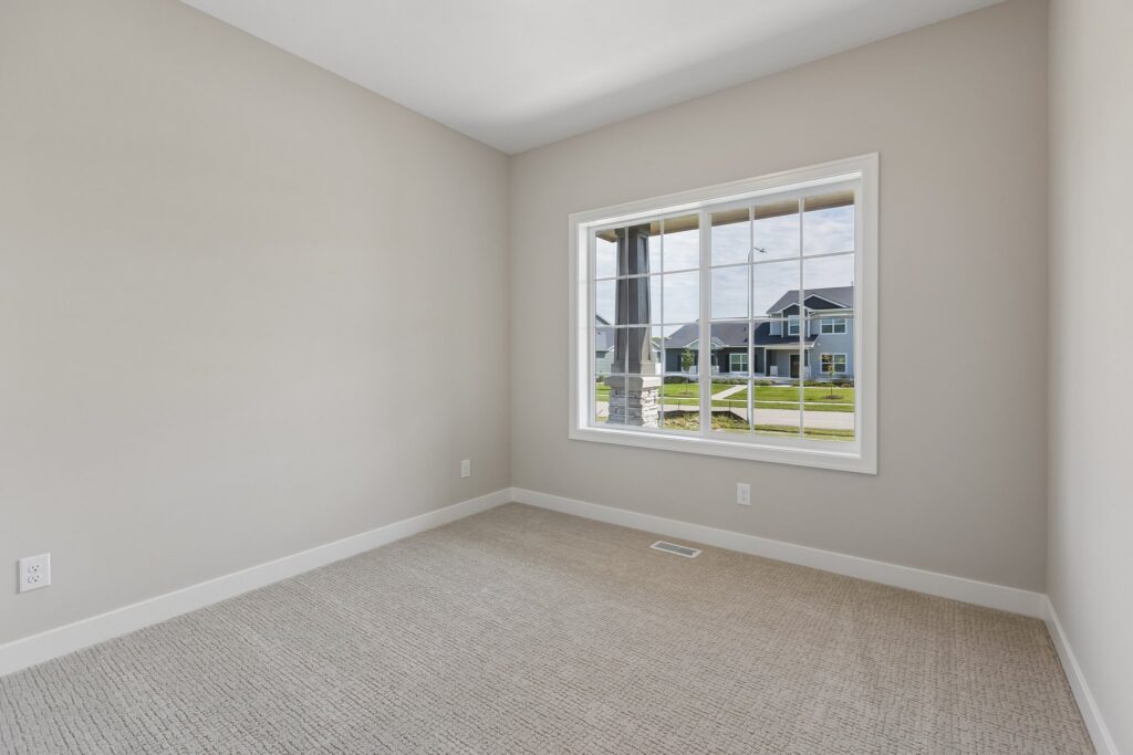 18-web-or-mls-9882 - 11406 N 161st Ave_013