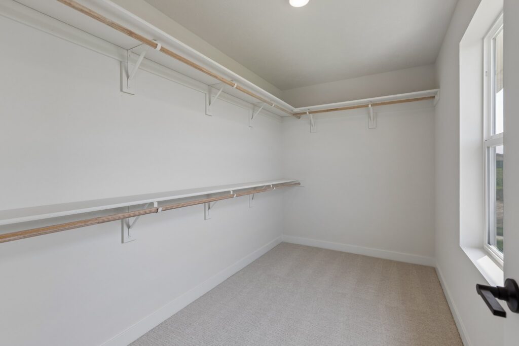 19-web-or-mls-9698 - 12603 Carpenter St_019