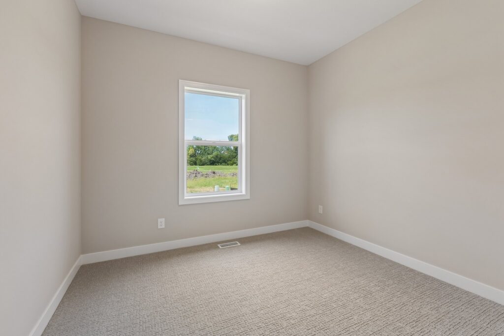 19-web-or-mls-9882 - 11406 N 161st Ave_014