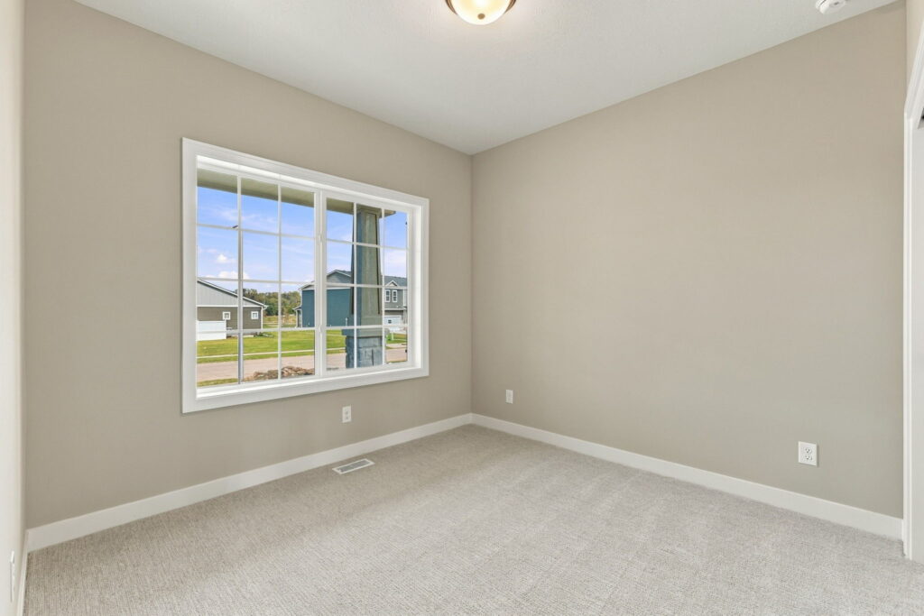 21-web-or-mls-16013 Isabella St-21