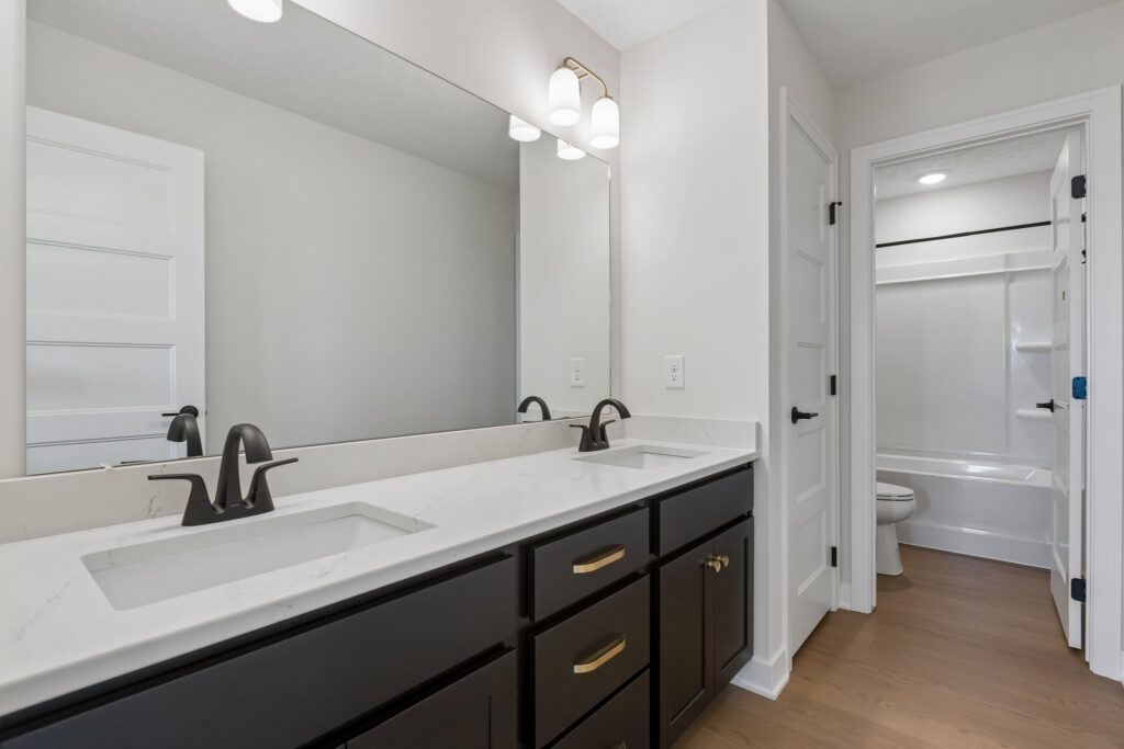 24-web-or-mls-9698 - 12603 Carpenter St_024