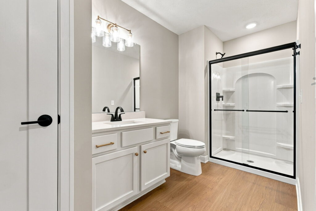 28-web-or-mls-16013 Isabella St-28