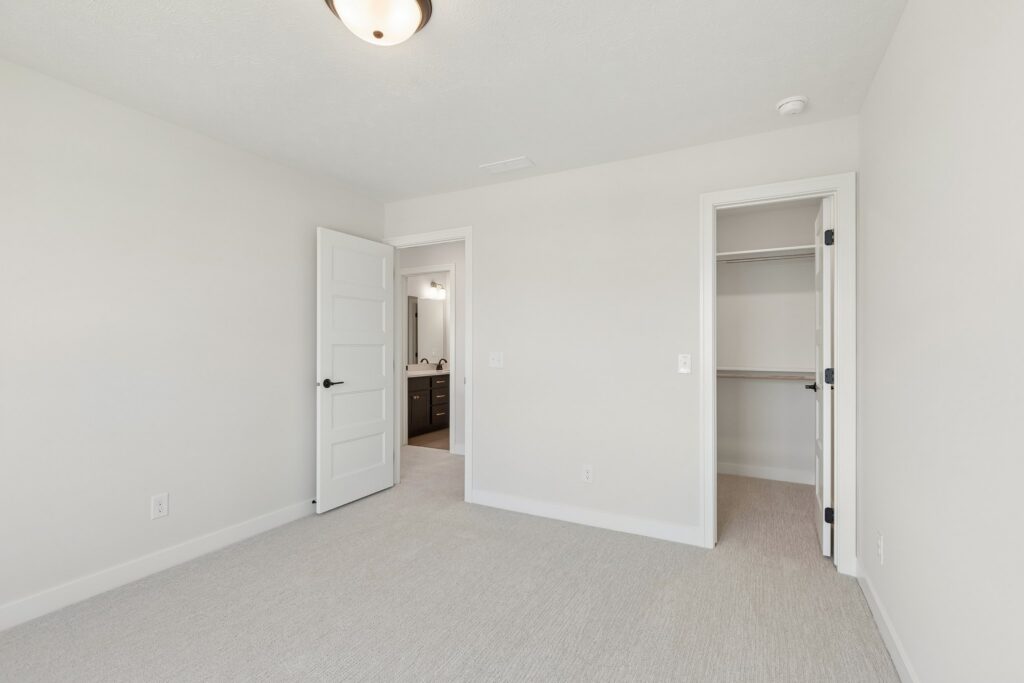 31-web-or-mls-9698 - 12603 Carpenter St_031