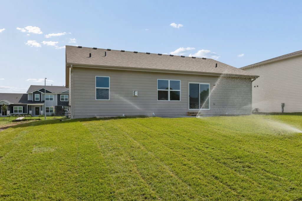 32-web-or-mls-9882 - 11406 N 161st Ave_030