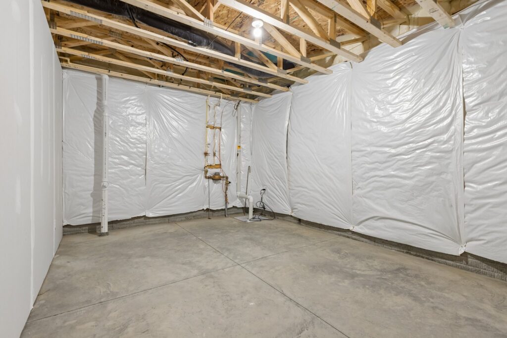 35-web-or-mls-12705 Glenn St_035