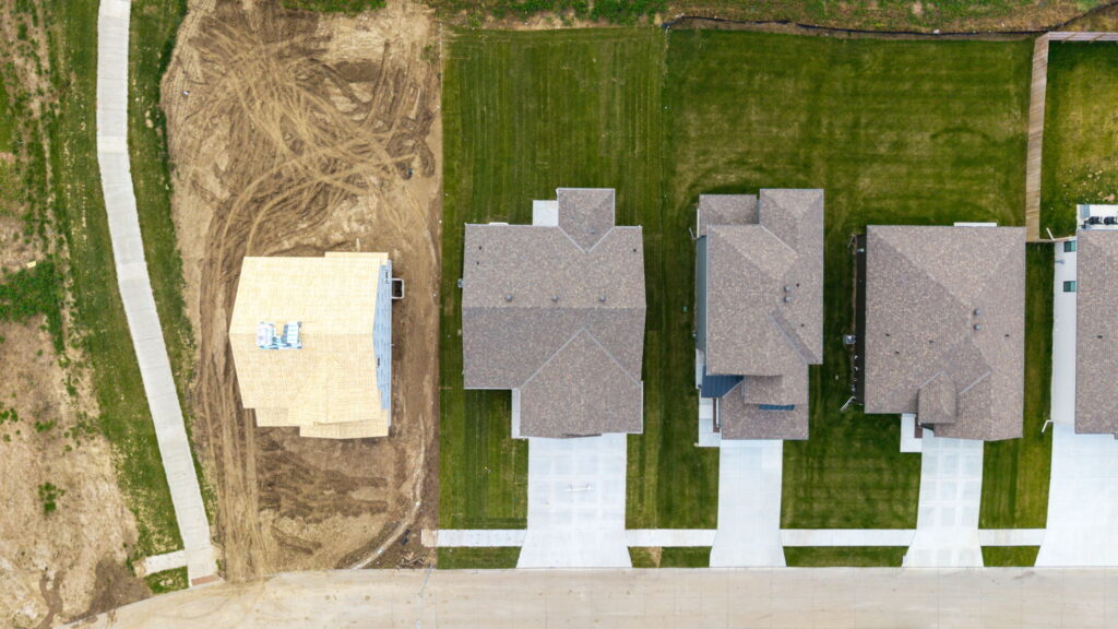36-web-or-mls-16013 Isabella St-36