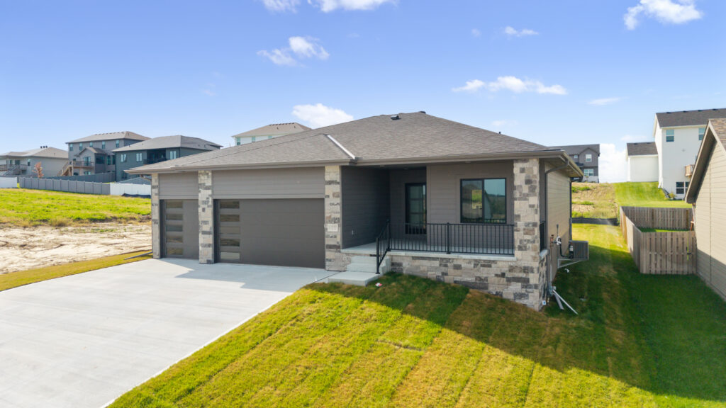 4-print-11010 N 161st St-04