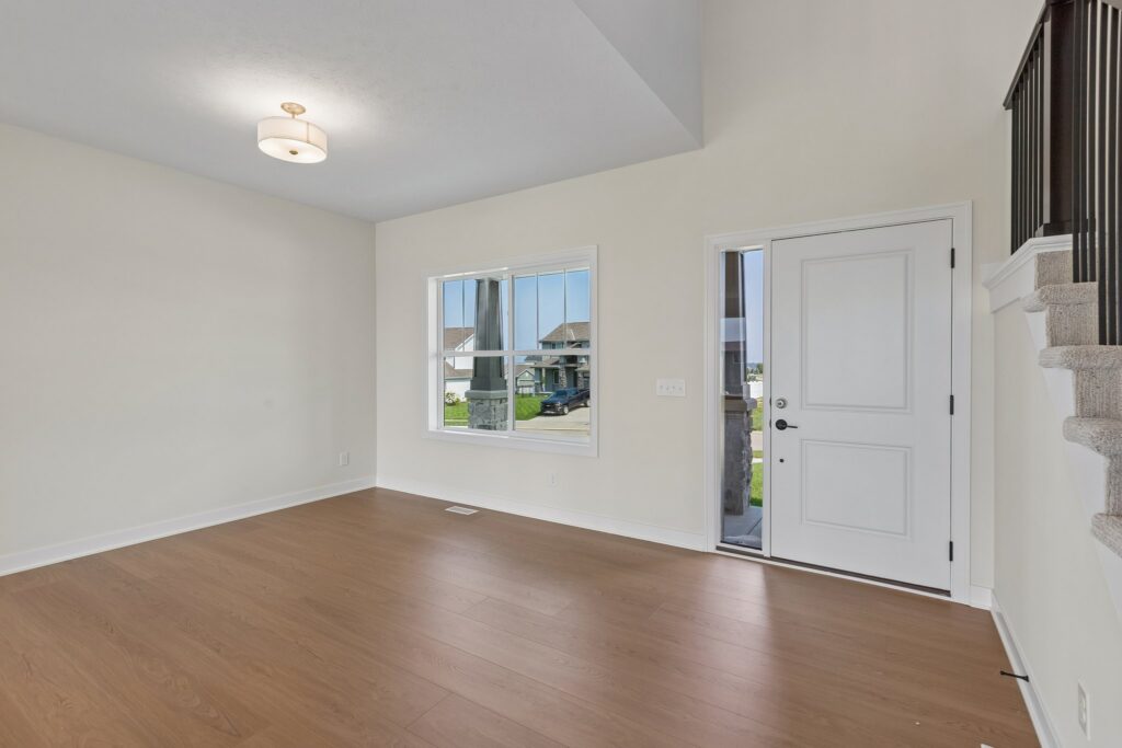 4-web-or-mls-9698 - 12603 Carpenter St_004