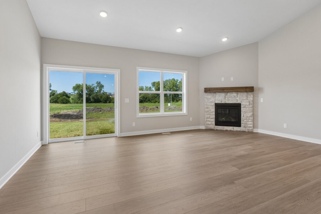 4-web-or-mls-9882 - 11406 N 161st Ave_004