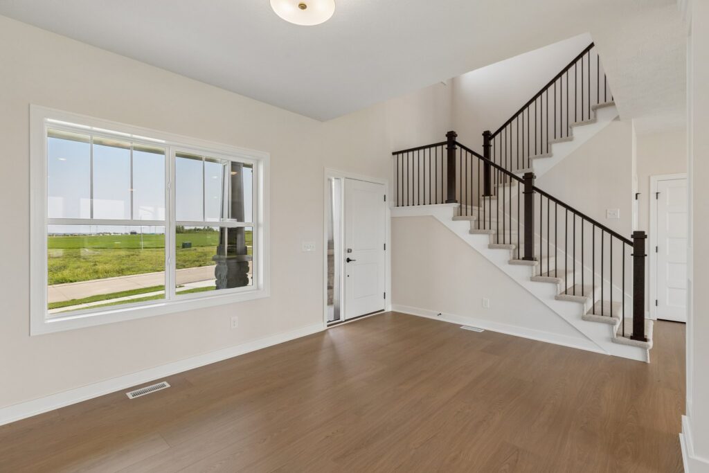 5-web-or-mls-9698 - 12603 Carpenter St_005