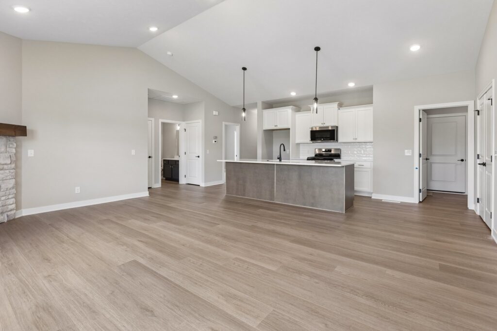 6-web-or-mls-9882 - 11406 N 161st Ave_005