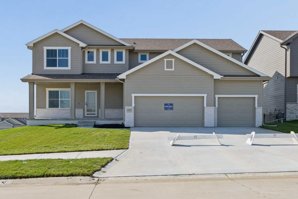 1-web-or-mls-21427 Y St_001
