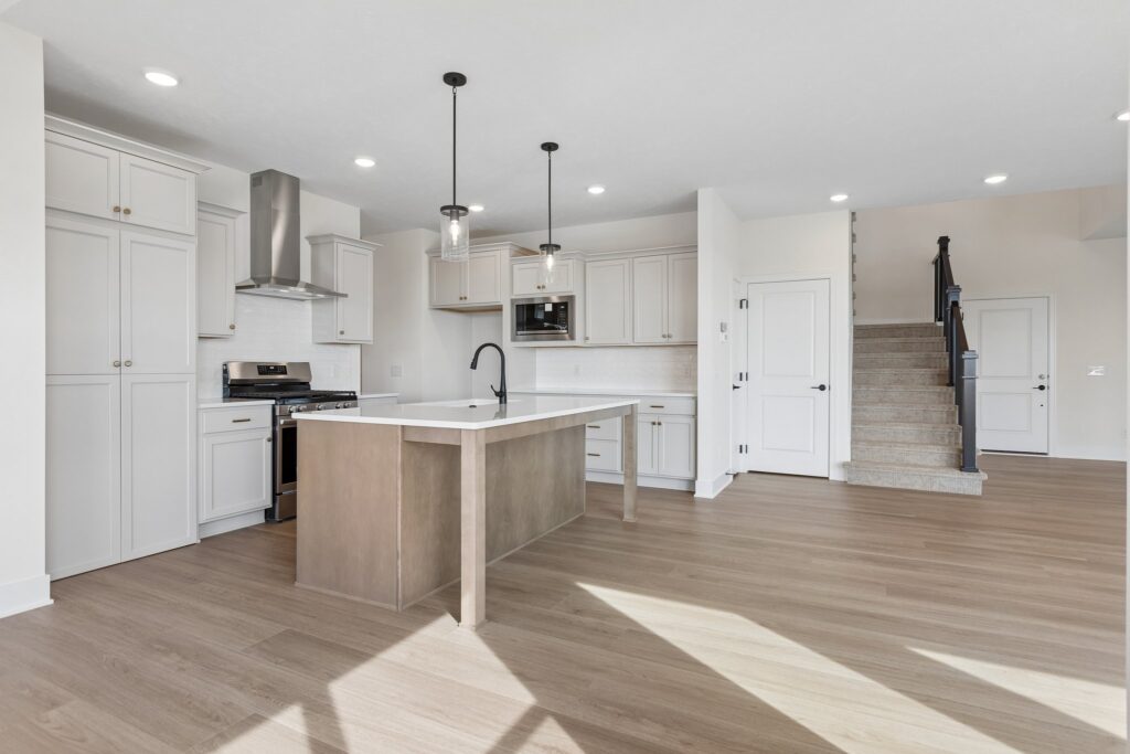 10-web-or-mls-21427 Y St_011