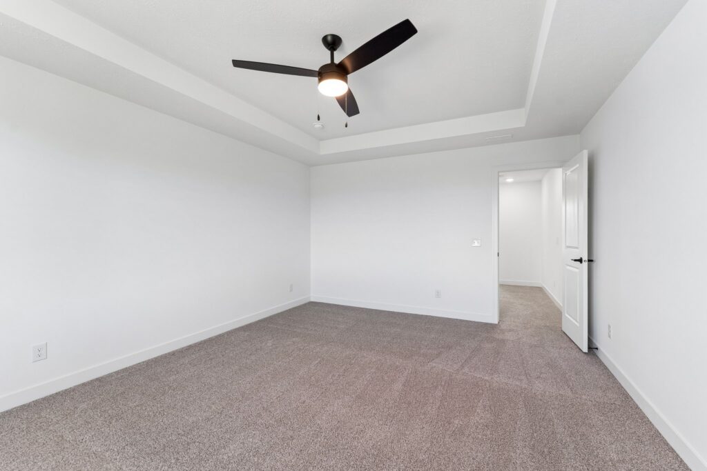 10-web-or-mls-9768 - 11114 Portage Dr_010