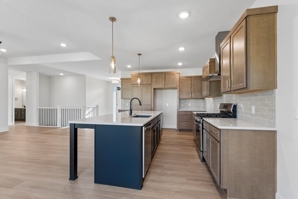 11-web-or-mls-9767 - 12416 S 89th St_011