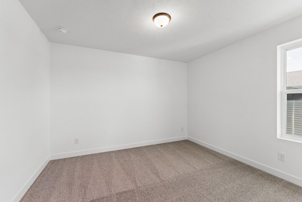 14-web-or-mls-9768 - 11114 Portage Dr_014