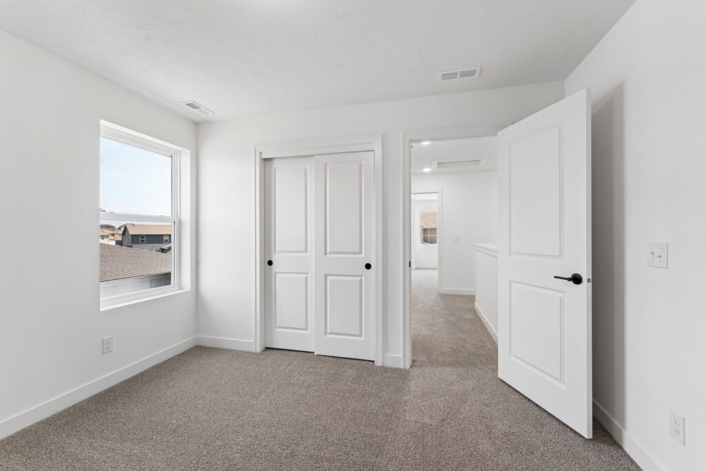 15-web-or-mls-9768 - 11114 Portage Dr_015