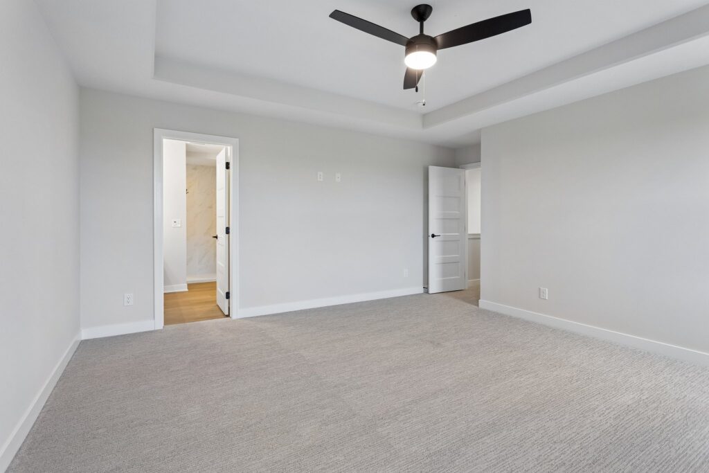17-web-or-mls-21313 Y St_017