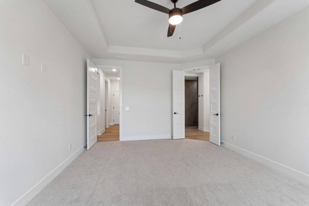 19-web-or-mls-9767 - 12416 S 89th St_019