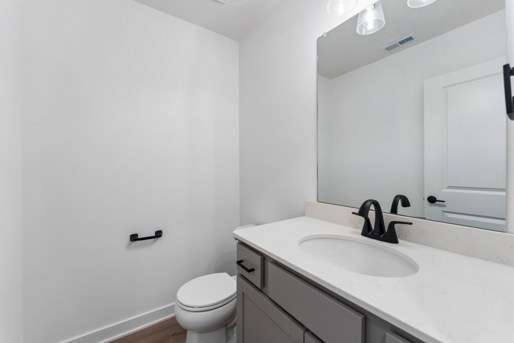 21-web-or-mls-9768 - 11114 Portage Dr_021