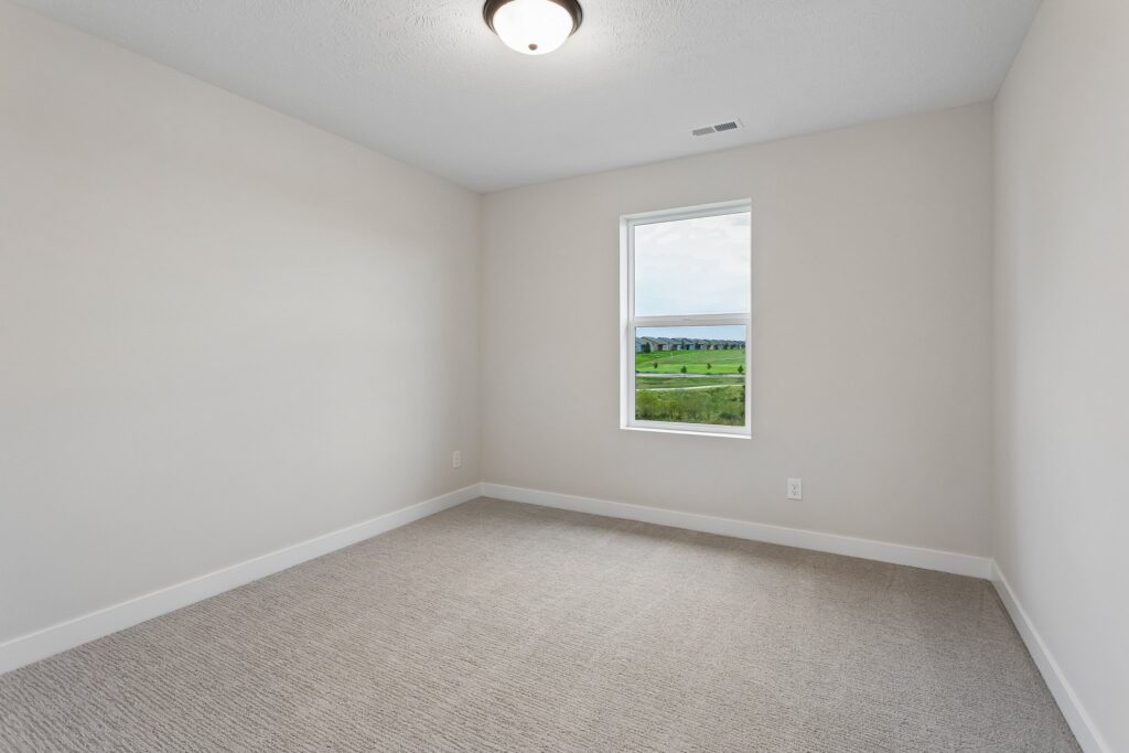 23-web-or-mls-21313 Y St_023