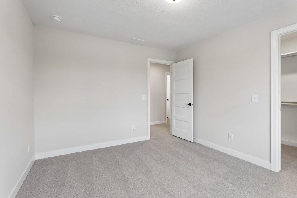 26-web-or-mls-21313 Y St_026