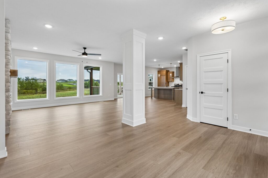 3-web-or-mls-21313 Y St_003
