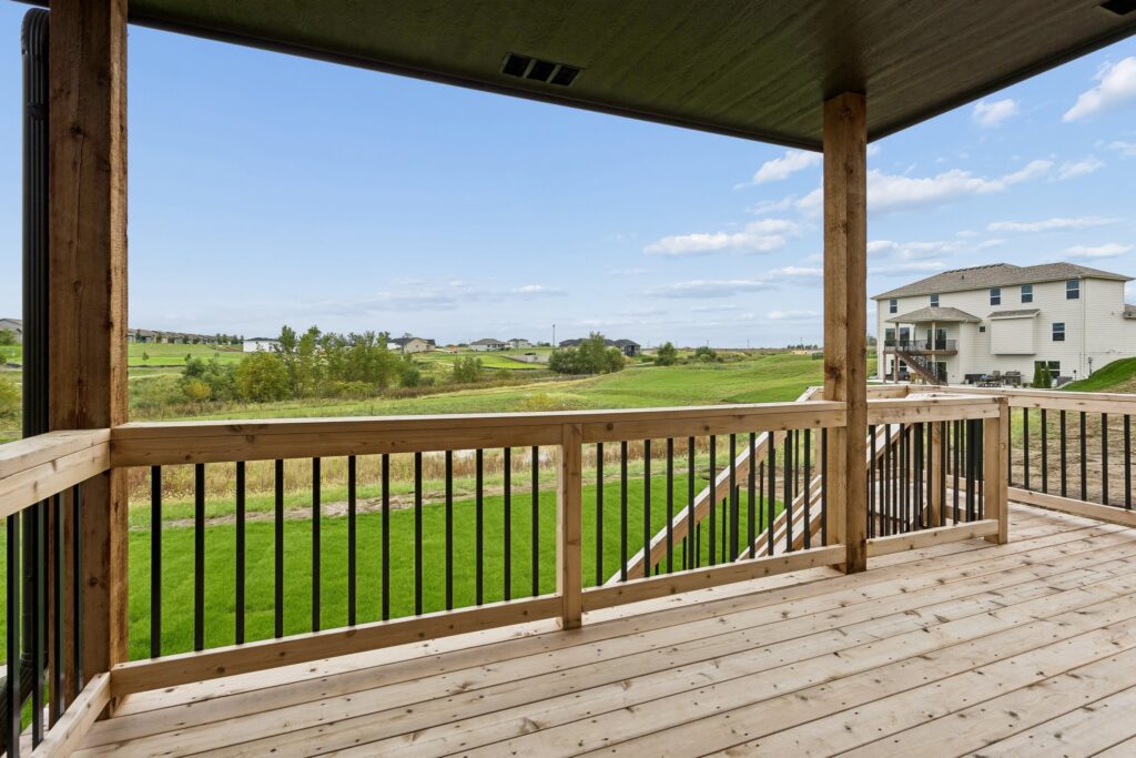 32-web-or-mls-21313 Y St_032