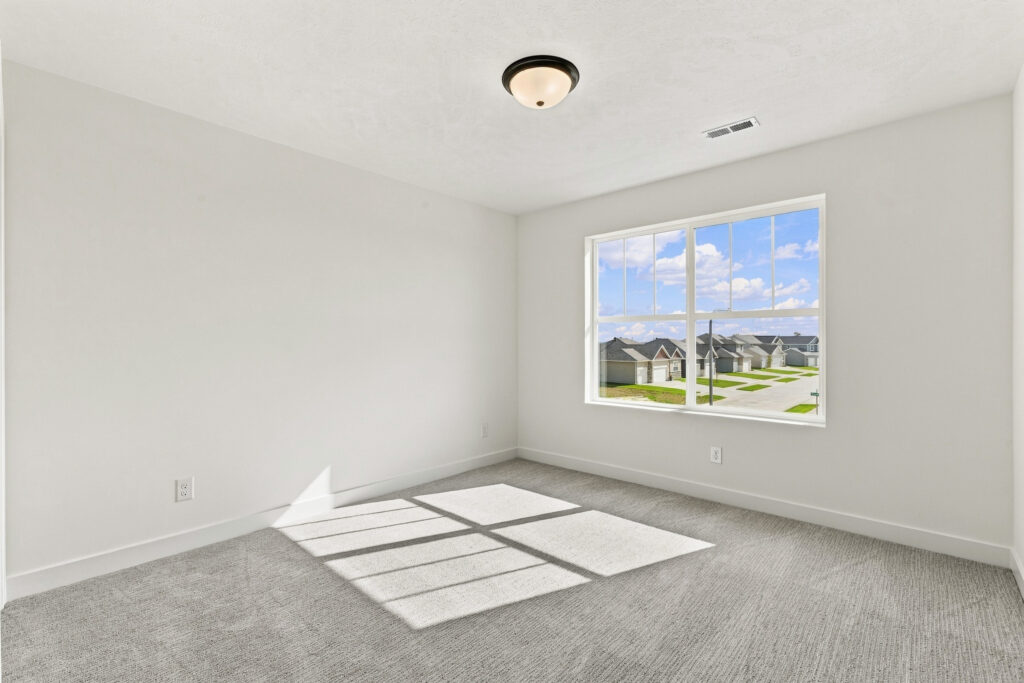 33-print-20810 Vernon Ave-33