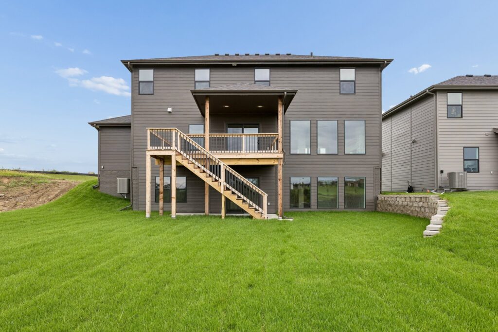 35-web-or-mls-21313 Y St_035