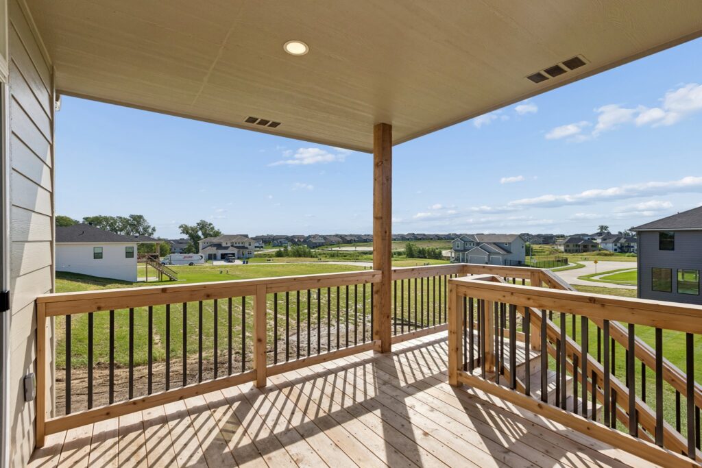 35-web-or-mls-21427 Y St_036