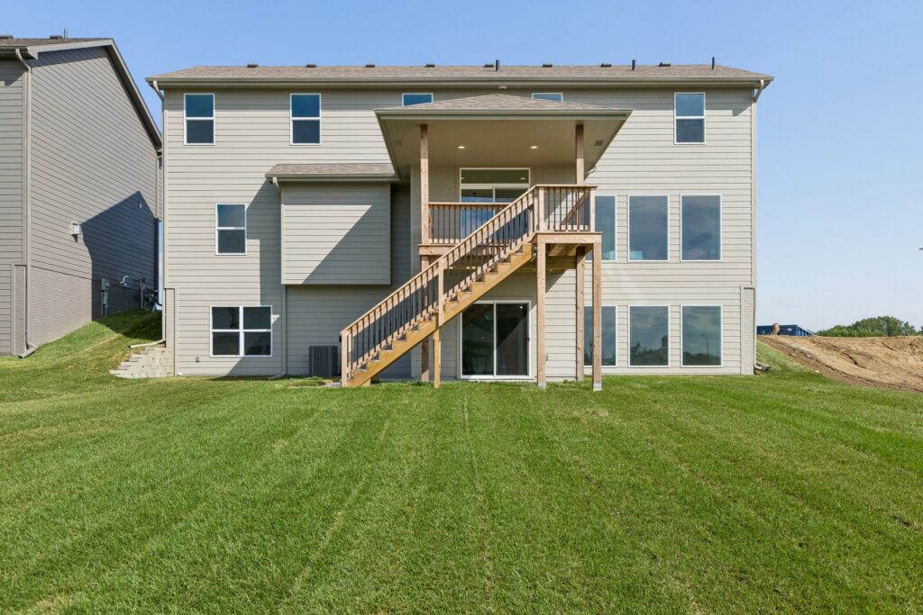 36-web-or-mls-21427 Y St_037