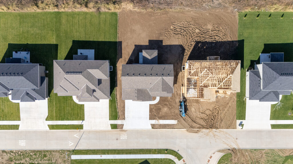 43-print-20810 Vernon Ave-43