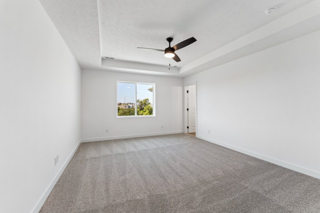 9-web-or-mls-9768 - 11114 Portage Dr_009