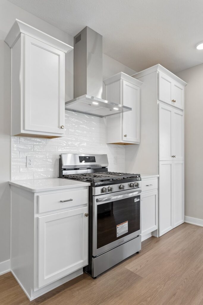 11-web-or-mls-10014 - 12408 S 89th St_011