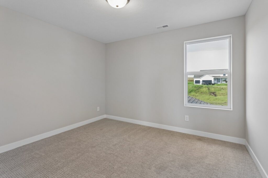 19-web-or-mls-10014 - 12408 S 89th St_019