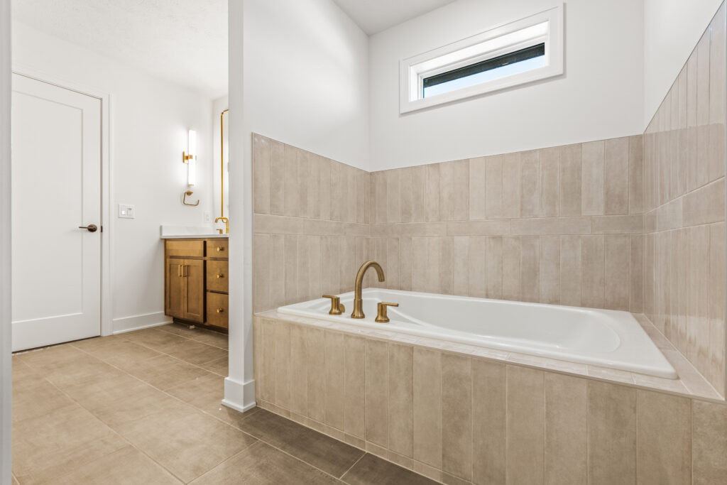24-print-3516 S 218th Ave-35