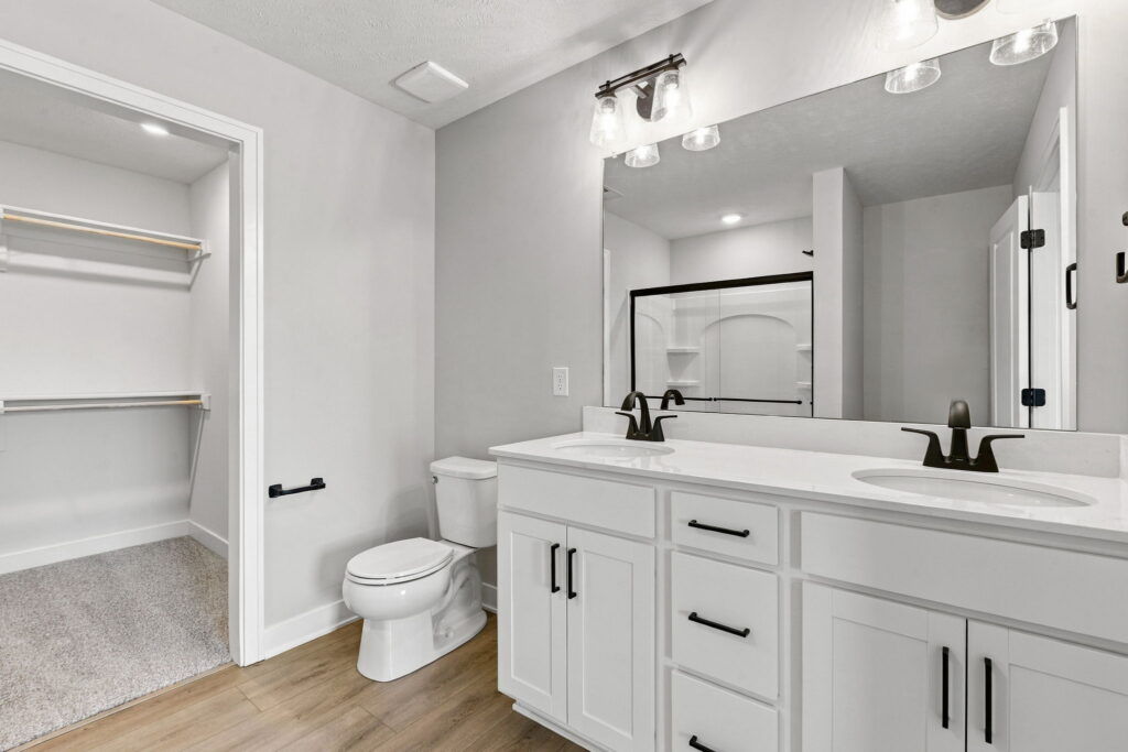 25-web-or-mls-4580 Schilling Ct-25