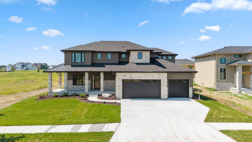 3-print-3516 S 218th Ave-03