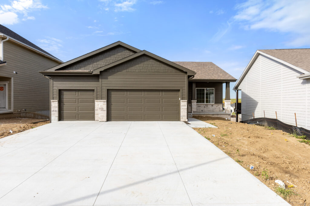 4-print-12222 S 113th St-04